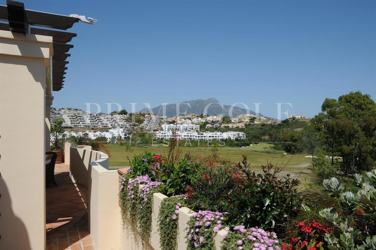 4 bed Penthouse For Sale in Benahavis, Malaga - thumb 41