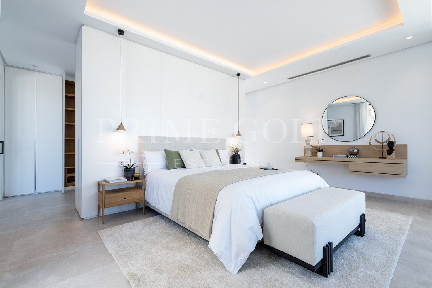 4 bed Villa For Sale in Marbella Golden Mile, Malaga - thumb 23
