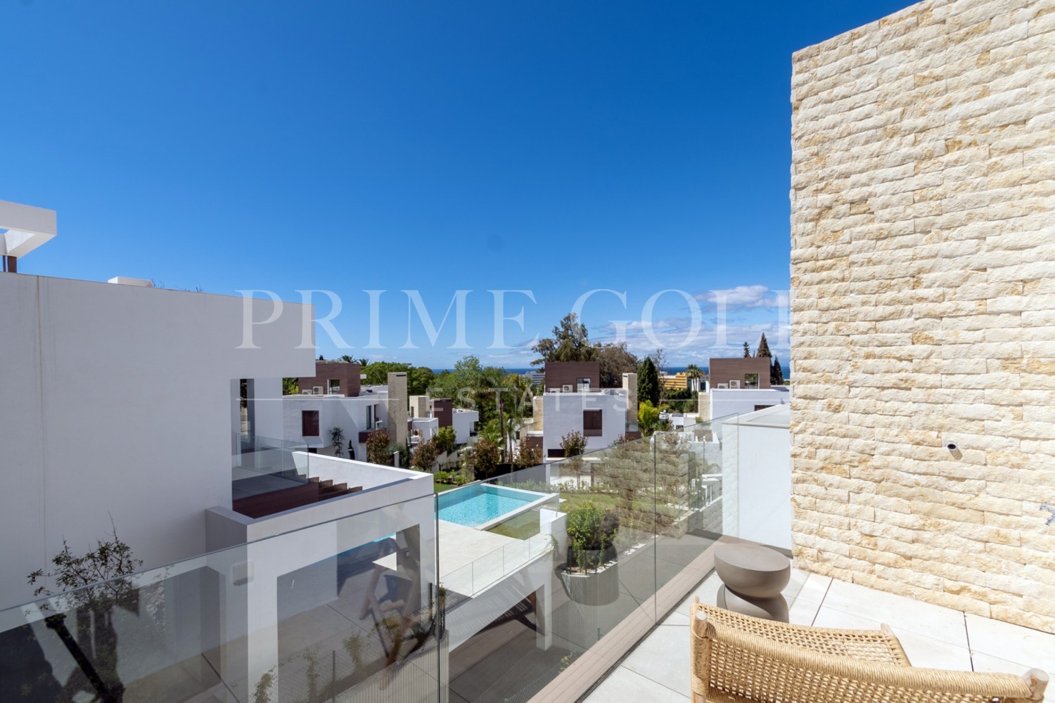 4 bed Villa For Sale in Marbella Golden Mile, Malaga - thumb 34