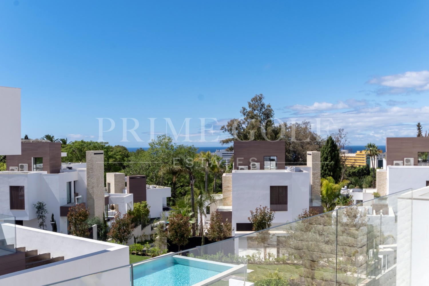 4 bed Villa For Sale in Marbella Golden Mile, Malaga - thumb 35