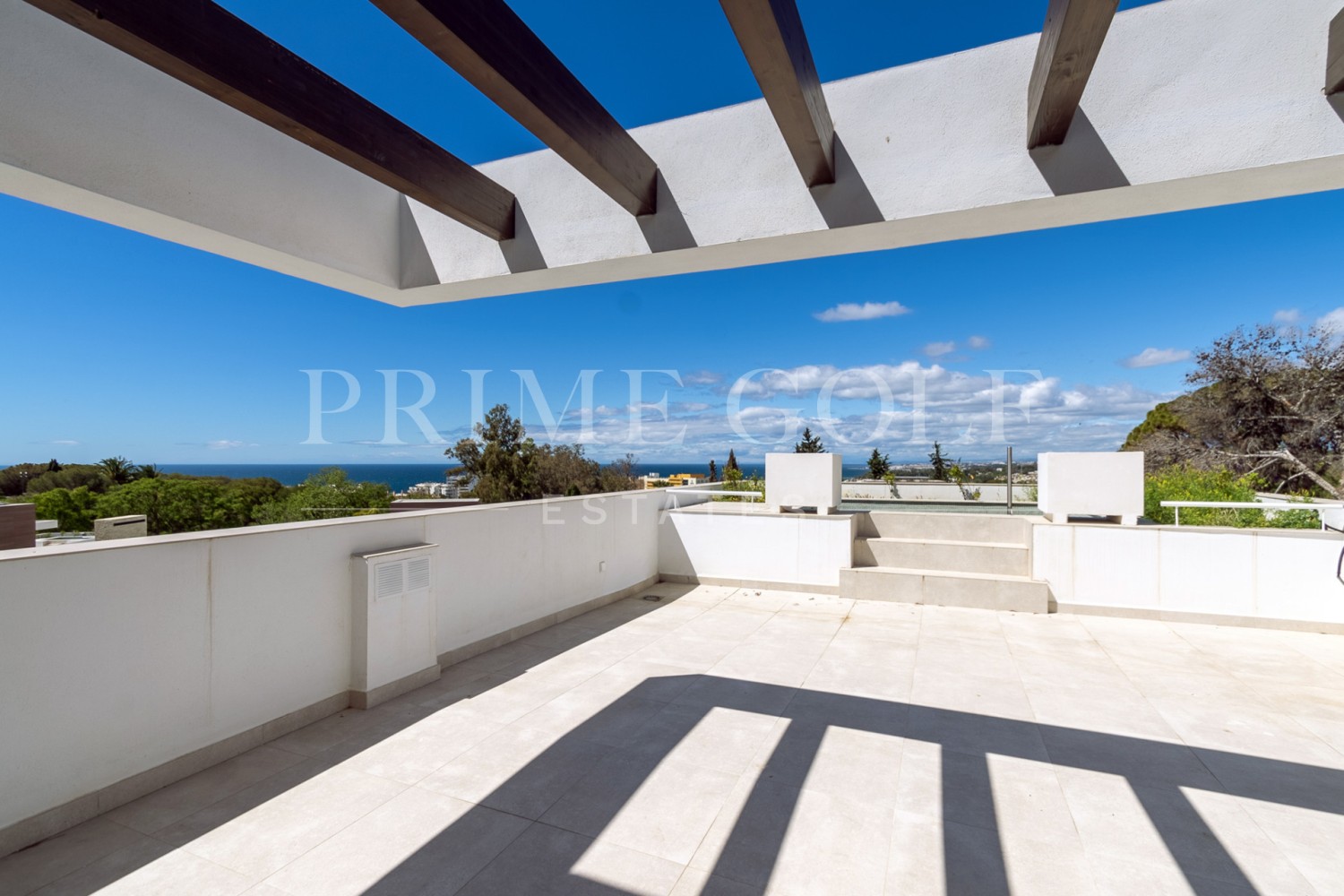4 bed Villa For Sale in Marbella Golden Mile, Malaga - thumb 38