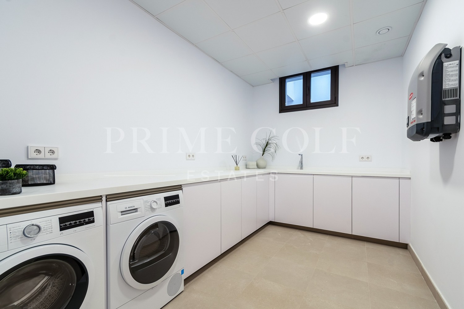 4 bed Villa For Sale in Marbella Golden Mile, Malaga - thumb 45