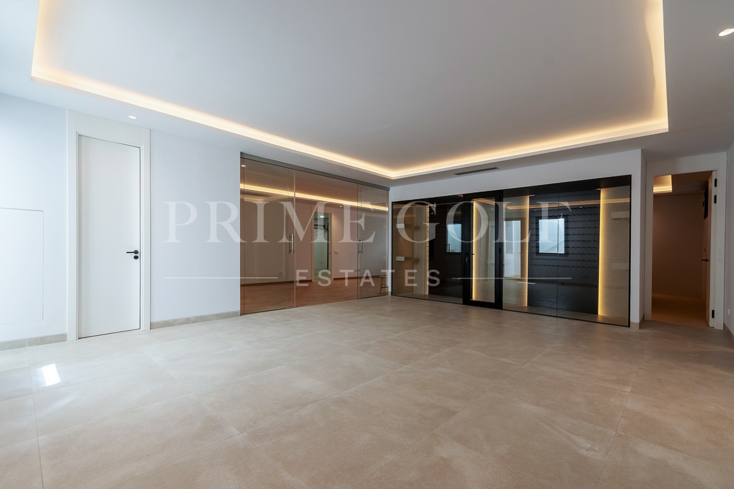 4 bed Villa For Sale in Marbella Golden Mile, Malaga - thumb 46
