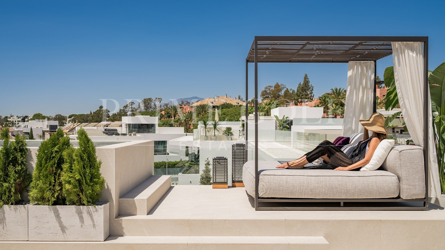 4 bed Villa For Sale in Marbella Golden Mile, Malaga - thumb 5