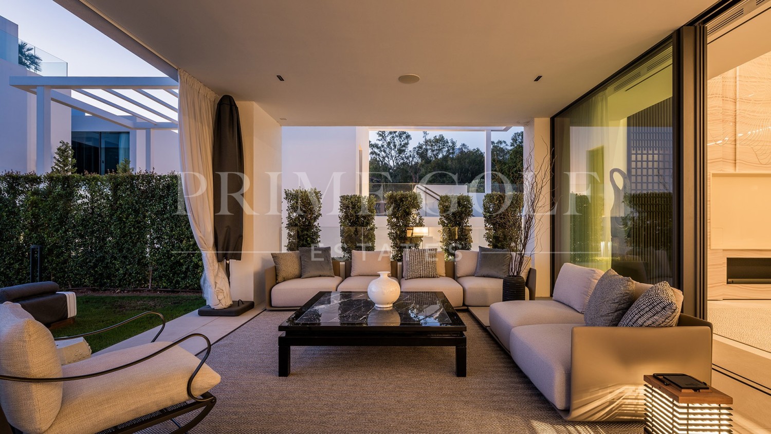 4 bed Villa For Sale in Marbella Golden Mile, Malaga - thumb 57