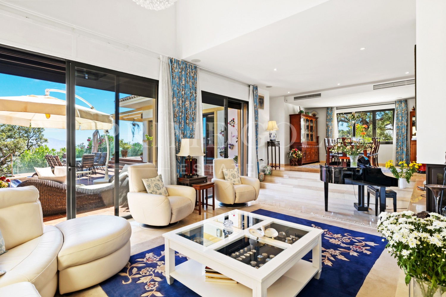 5 bed Villa For Sale in Marbella East, Malaga - thumb 9