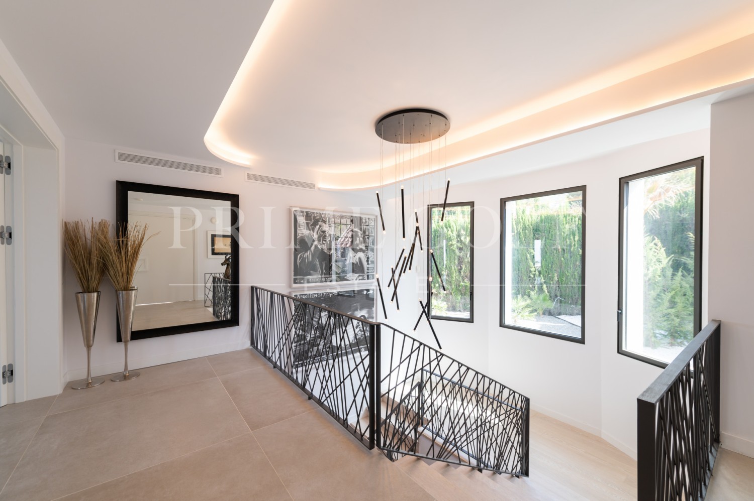 5 bed Villa For Sale in Marbella Golden Mile, Malaga - thumb 22