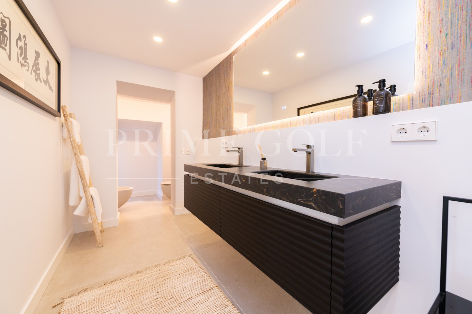 5 bed Villa For Sale in Marbella Golden Mile, Malaga - thumb 25