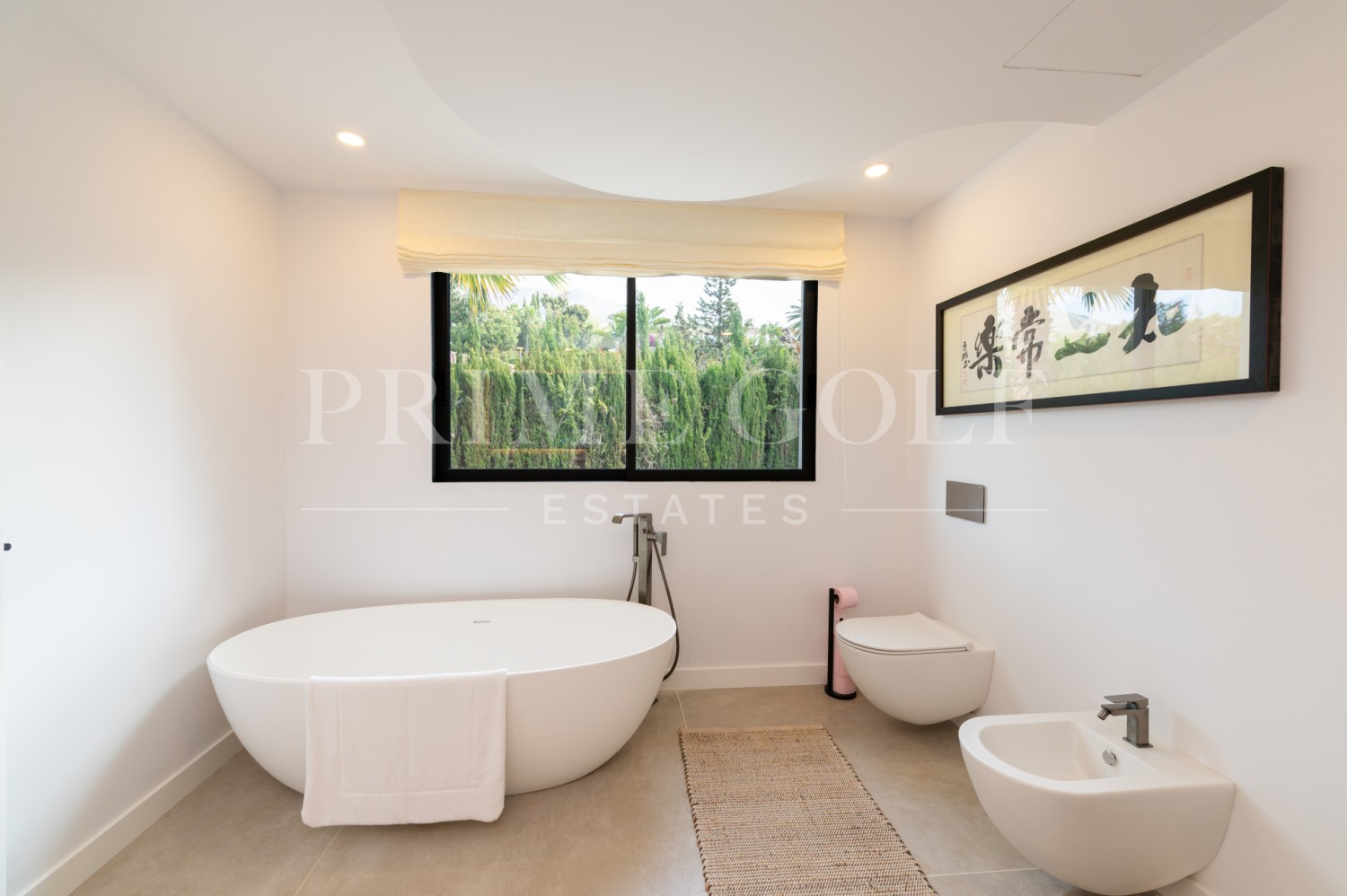 5 bed Villa For Sale in Marbella Golden Mile, Malaga - thumb 30