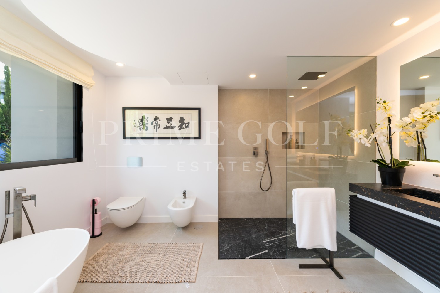 5 bed Villa For Sale in Marbella Golden Mile, Malaga - thumb 31