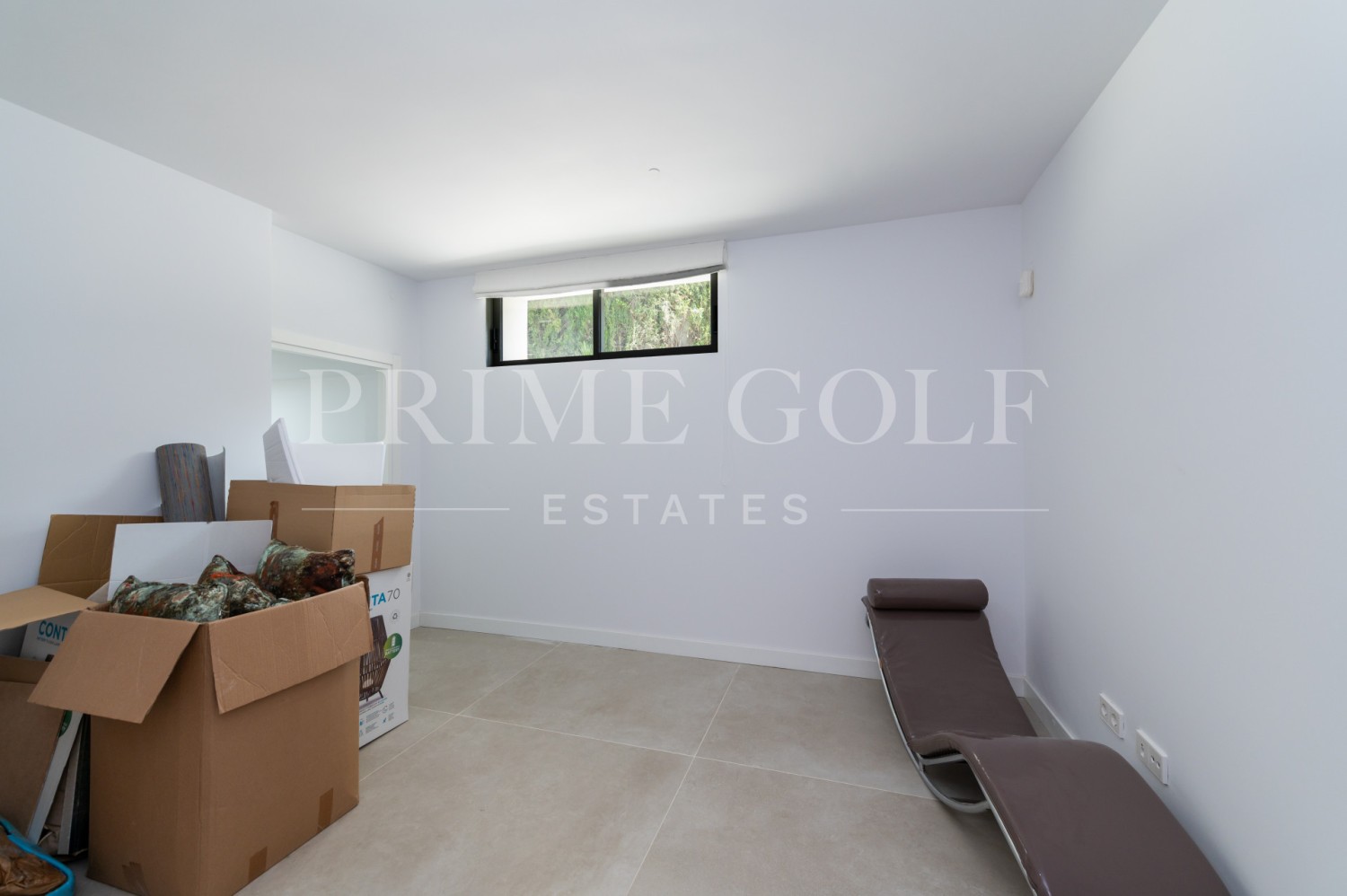 5 bed Villa For Sale in Marbella Golden Mile, Malaga - thumb 34