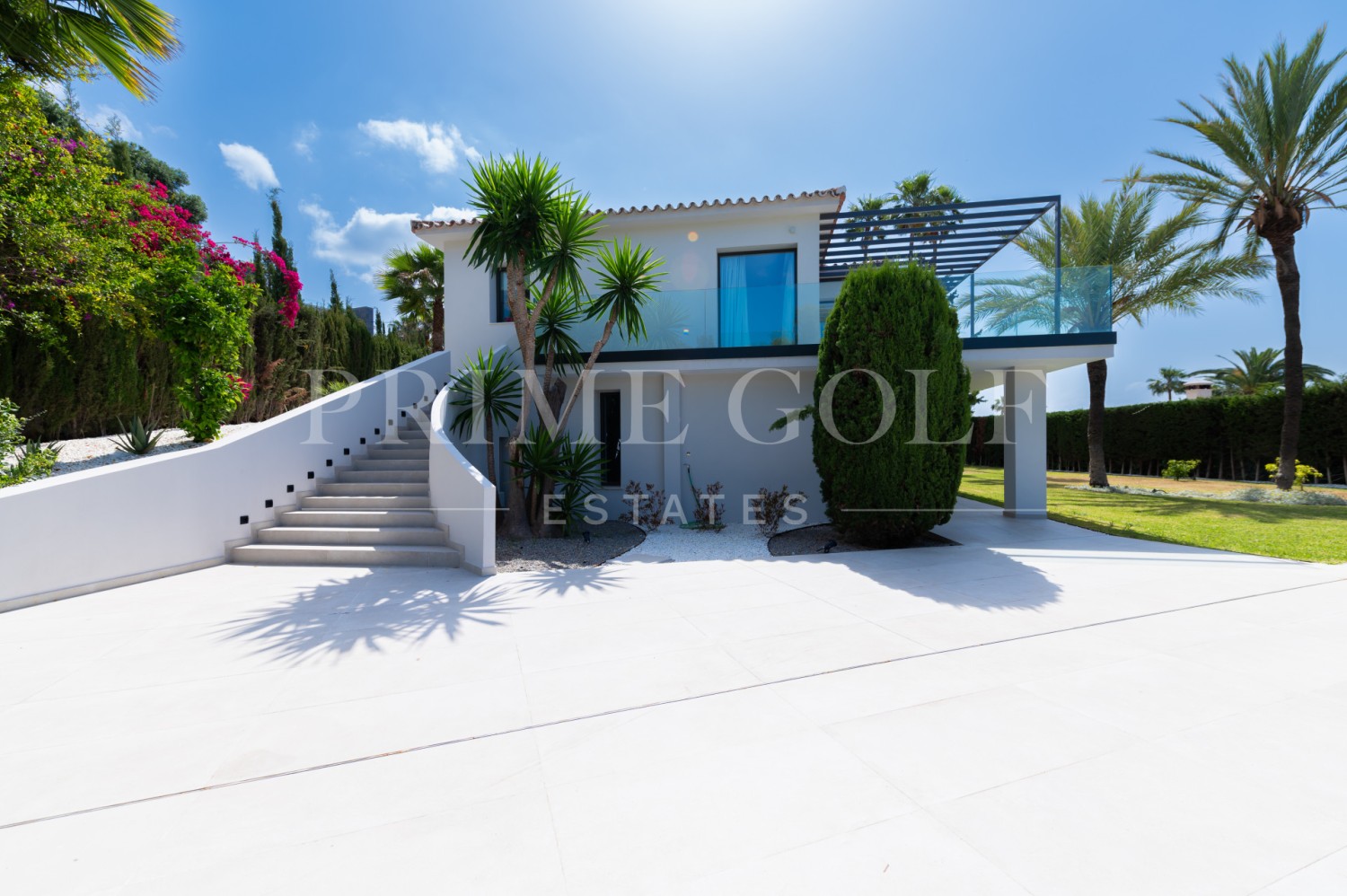 5 bed Villa For Sale in Marbella Golden Mile, Malaga - thumb 43