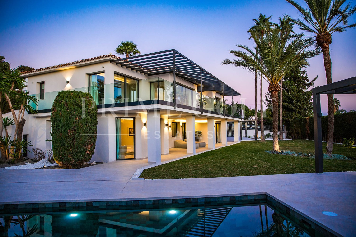 5 bed Villa For Sale in Marbella Golden Mile, Malaga - thumb 46