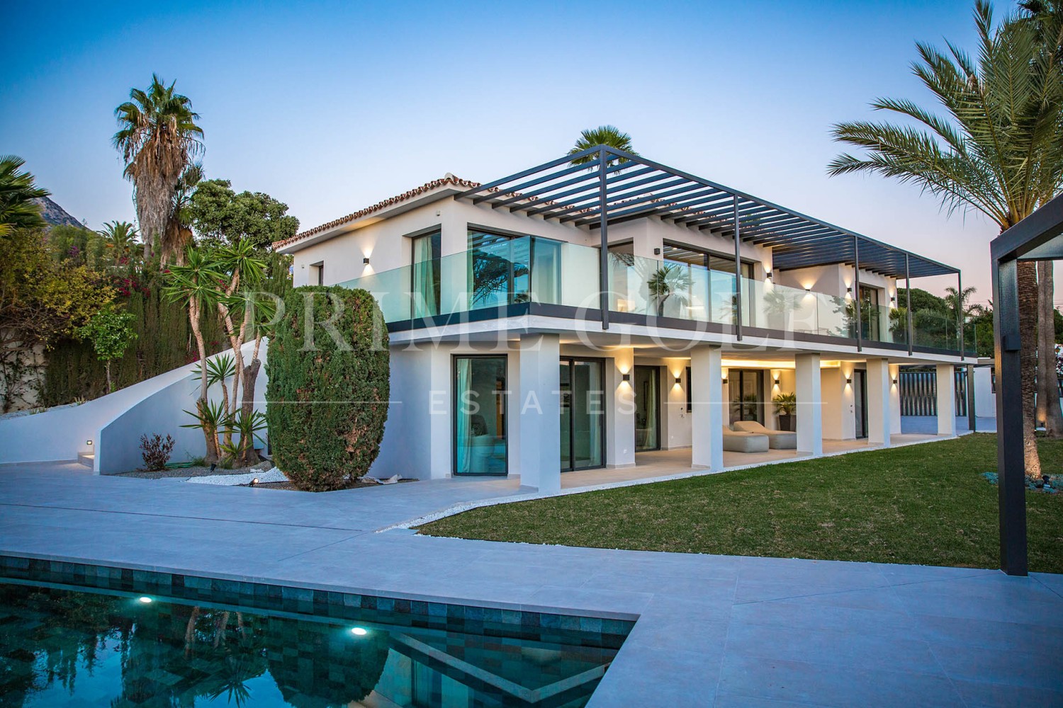 5 bed Villa For Sale in Marbella Golden Mile, Malaga - thumb 48