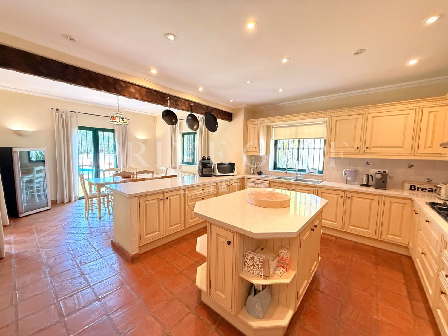 6 bed Villa For Sale in Sotogrande, Cadiz - thumb 6