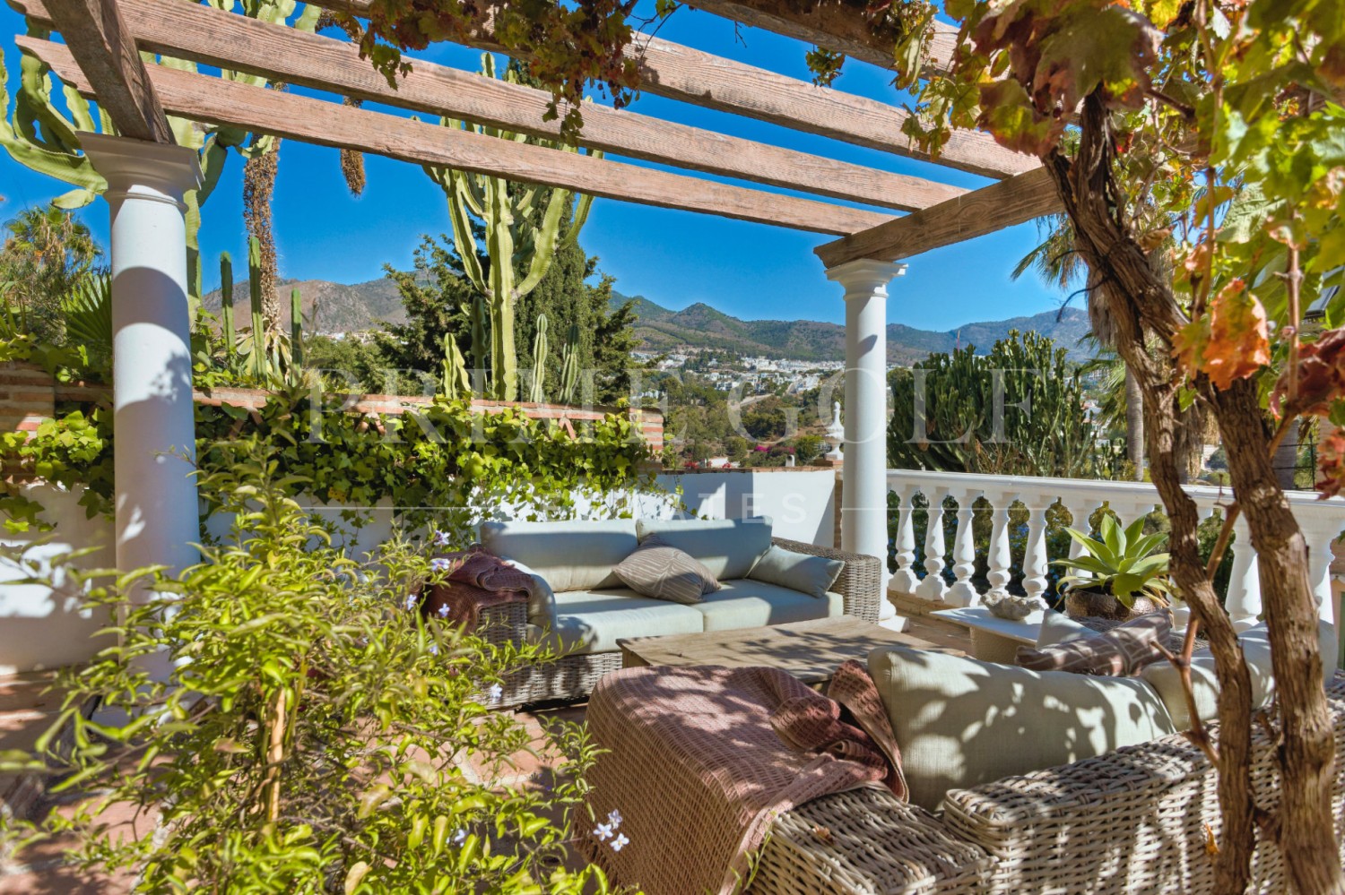 5 bed Villa For Sale in Benalmadena, Malaga - thumb 55