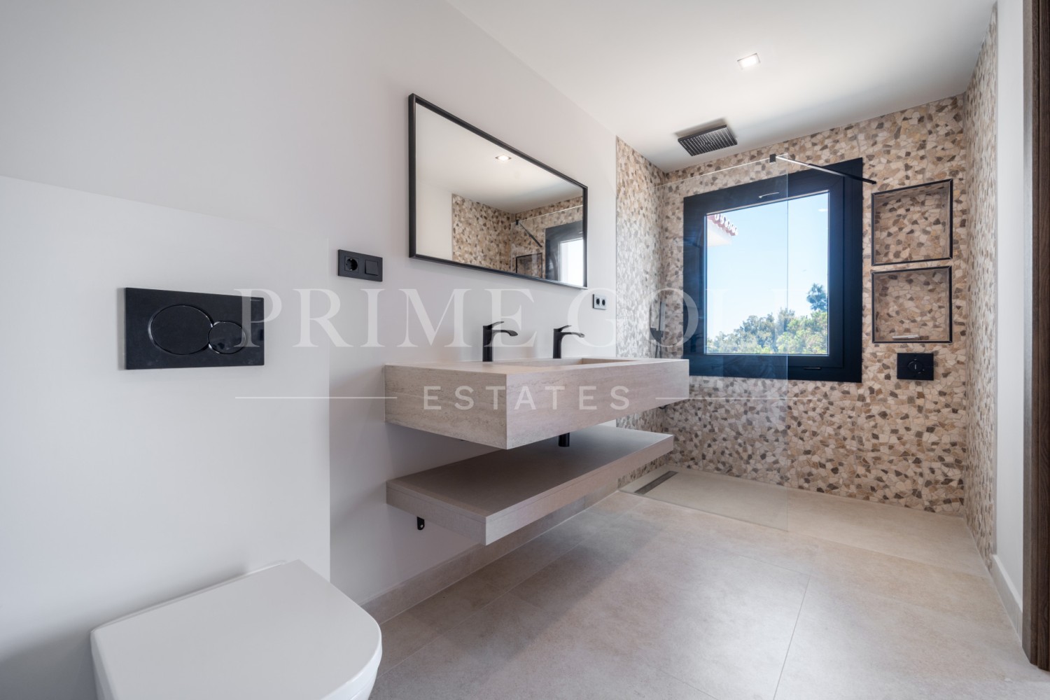5 bed Villa For Sale in Mijas Costa, Malaga - thumb 20