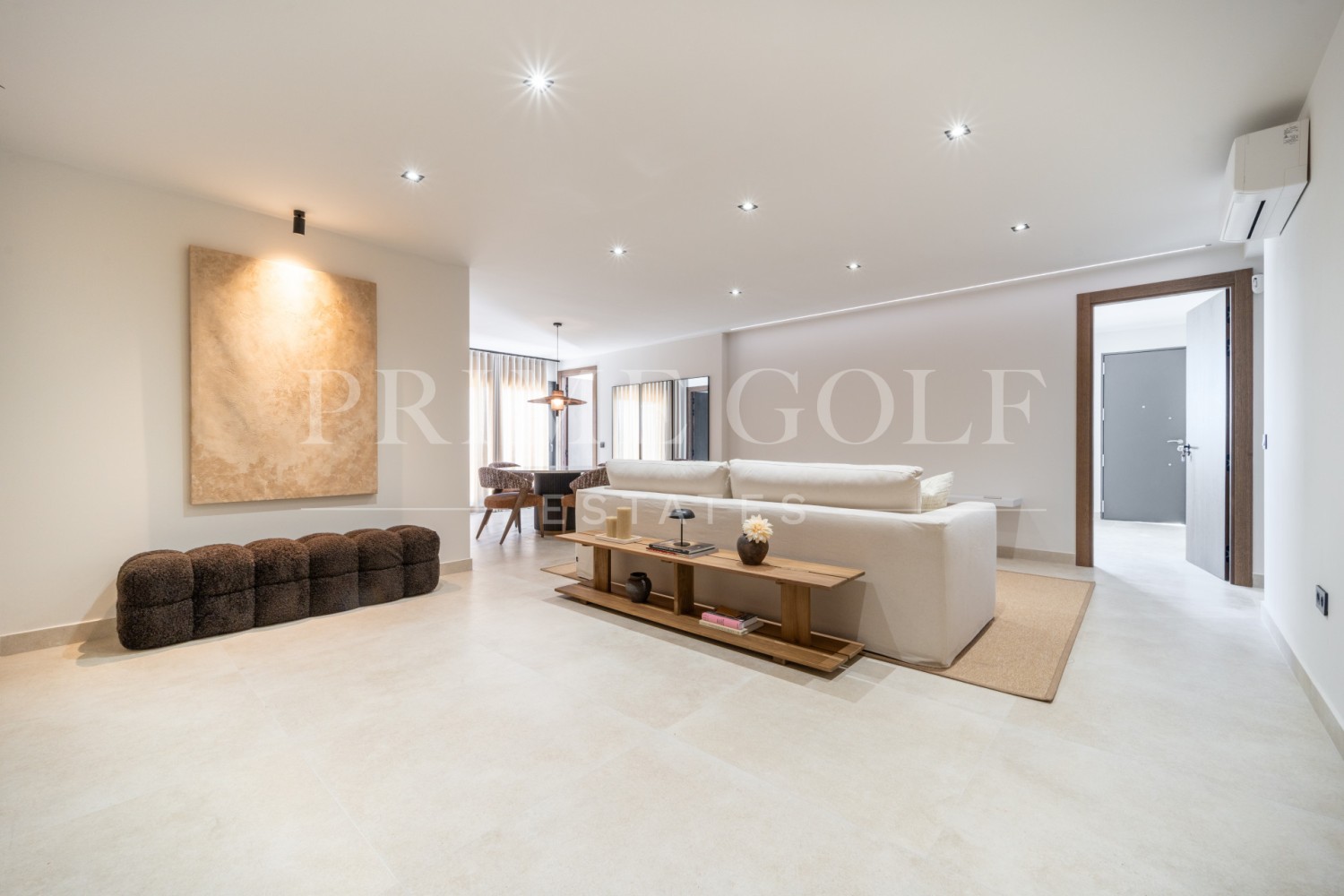 5 bed Villa For Sale in Mijas Costa, Malaga - thumb 24