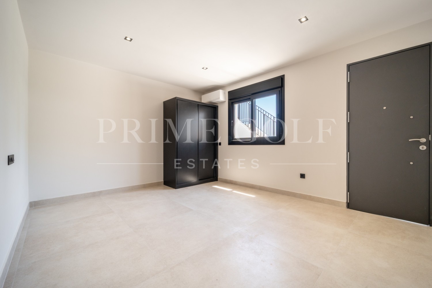 5 bed Villa For Sale in Mijas Costa, Malaga - thumb 34