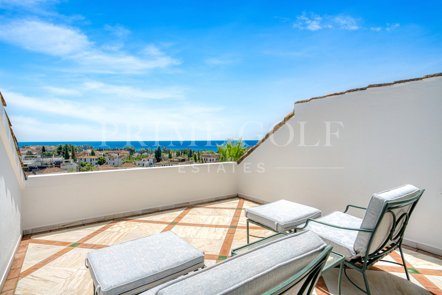 3 bed Penthouse For Sale in Marbella Golden Mile, Malaga - thumb 17