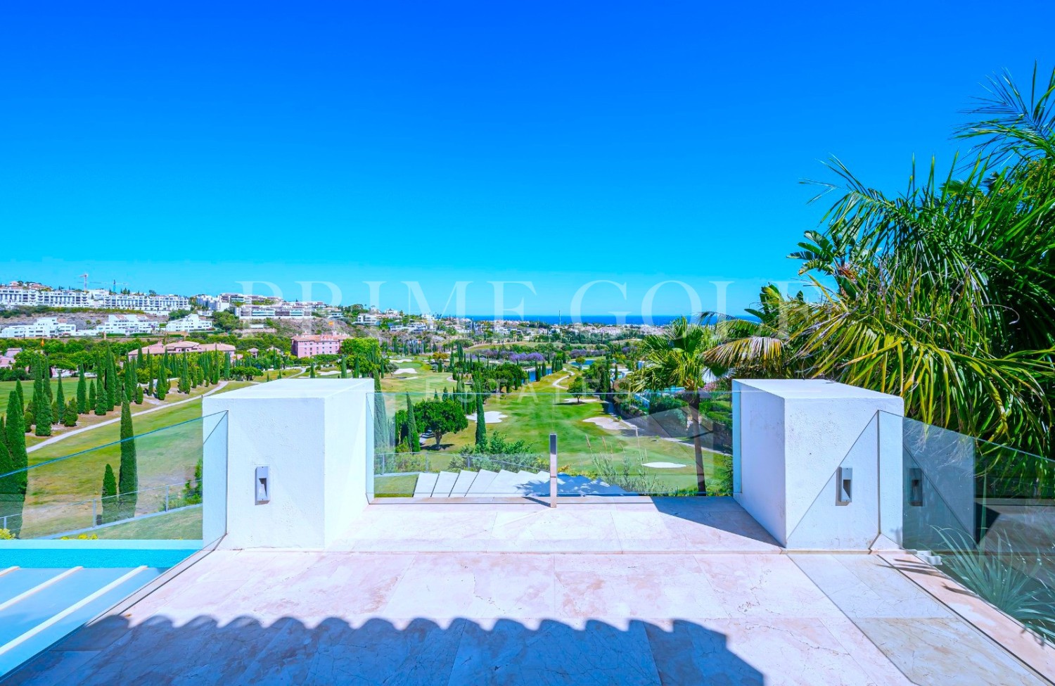 6 bed Villa For Sale in Benahavis, Malaga - thumb 10