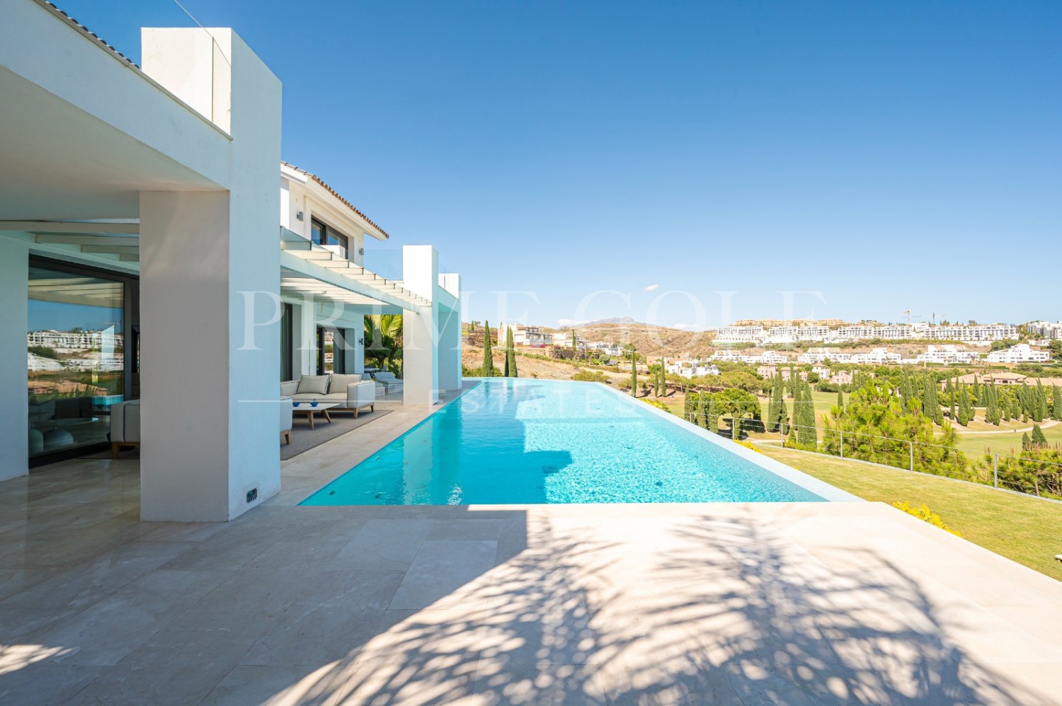 6 bed Villa For Sale in Benahavis, Malaga - thumb 13
