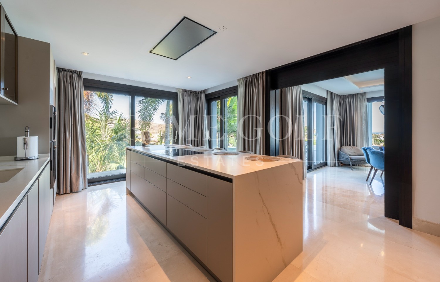 6 bed Villa For Sale in Benahavis, Malaga - thumb 22
