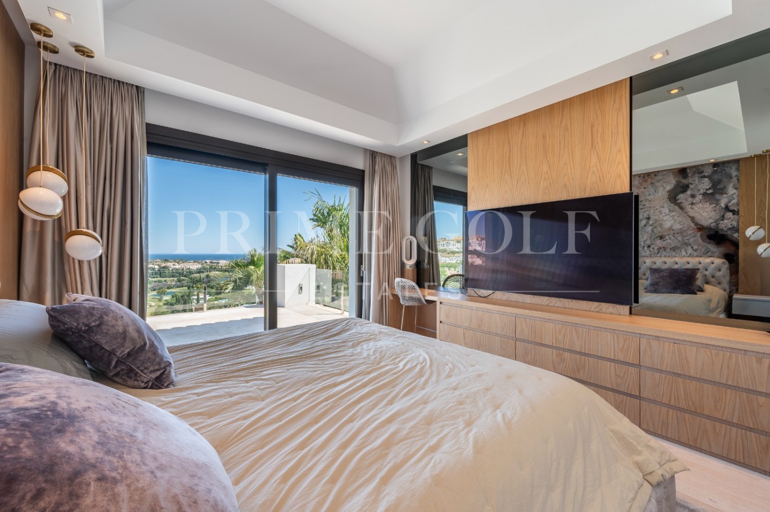 6 bed Villa For Sale in Benahavis, Malaga - thumb 34