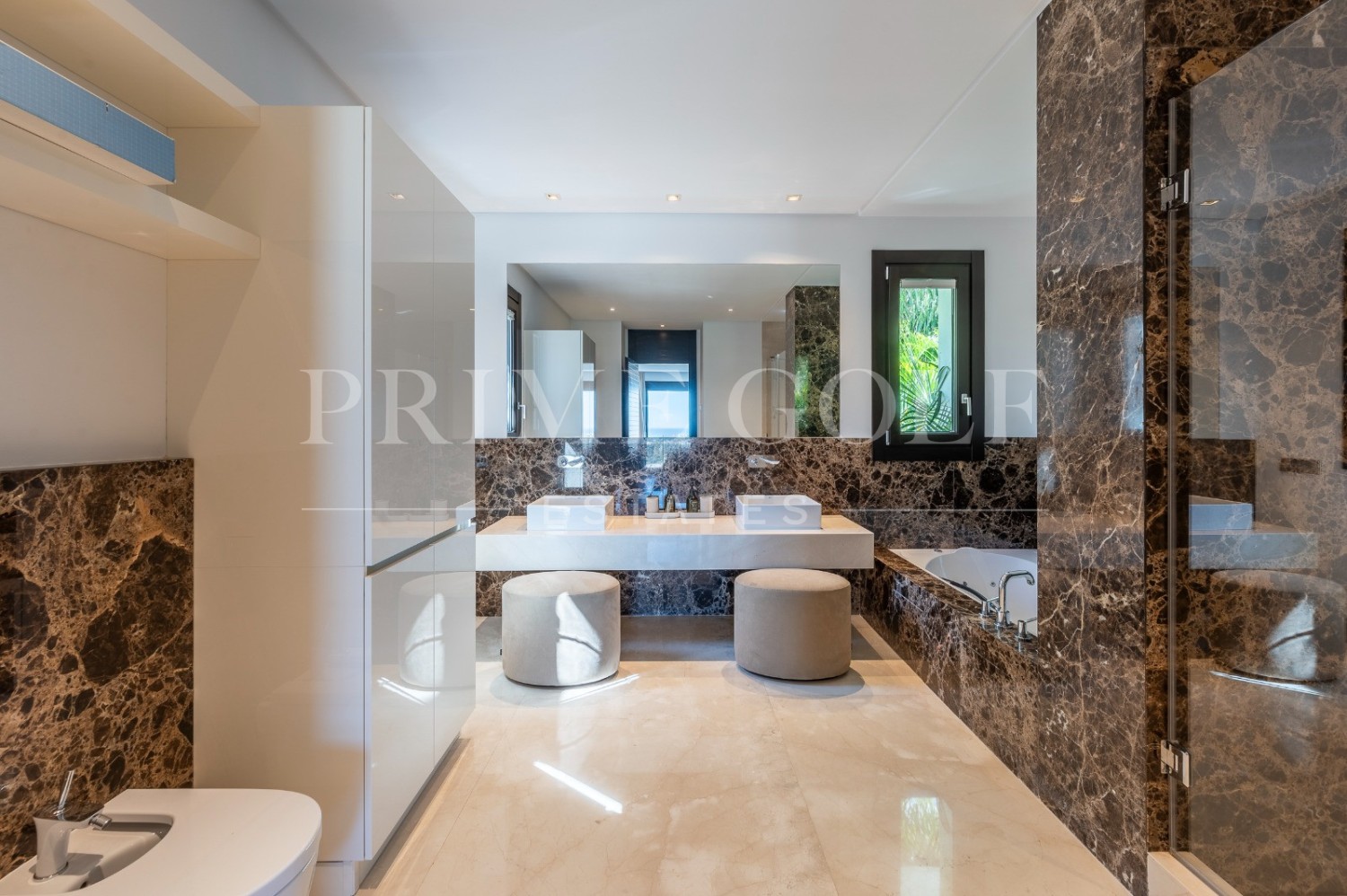 6 bed Villa For Sale in Benahavis, Malaga - thumb 43