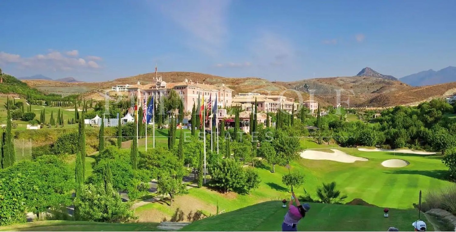 6 bed Villa For Sale in Benahavis, Malaga - thumb 21