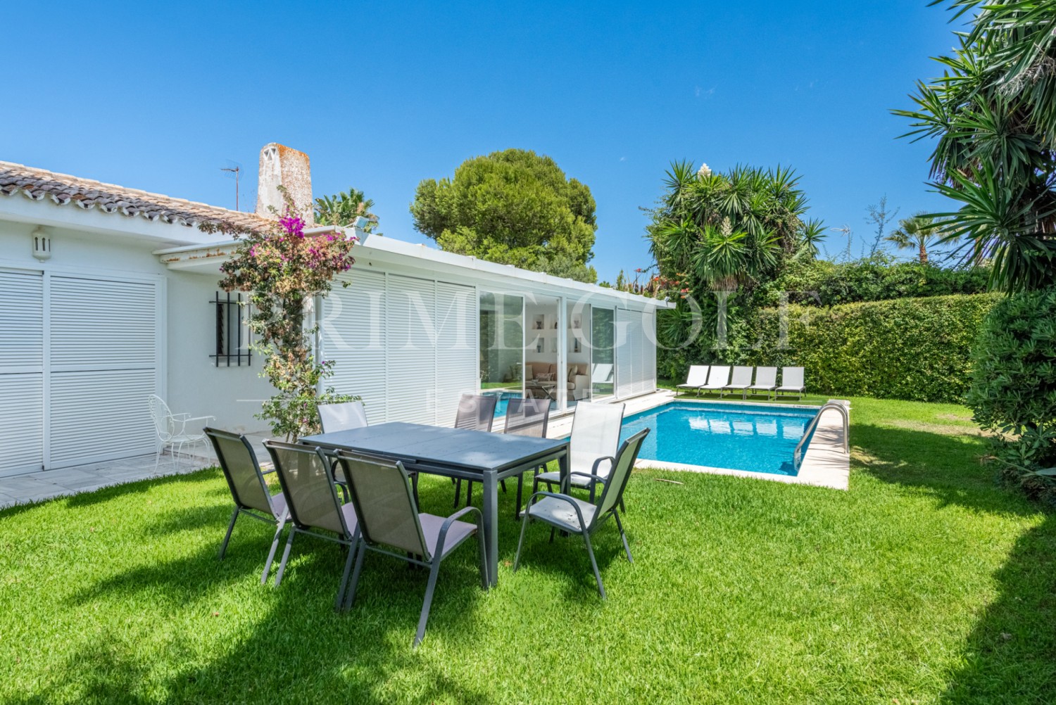 7 bed Villa For Sale in Marbella East, Malaga - thumb 1