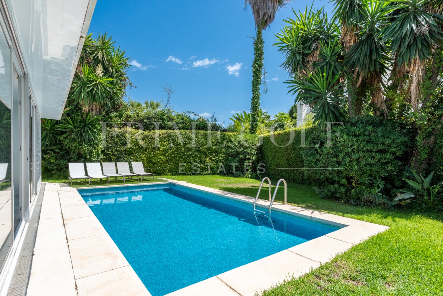 7 bed Villa For Sale in Marbella East, Malaga - thumb 21