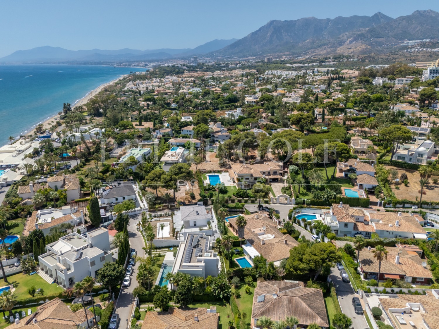 7 bed Villa For Sale in Marbella East, Malaga - thumb 24
