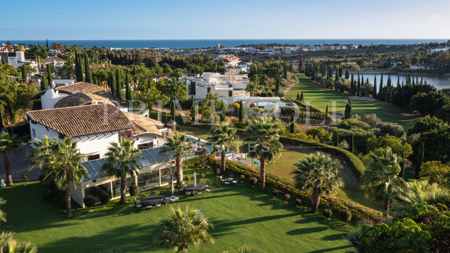 8 bed Villa For Sale in Benahavis, Malaga - thumb 1