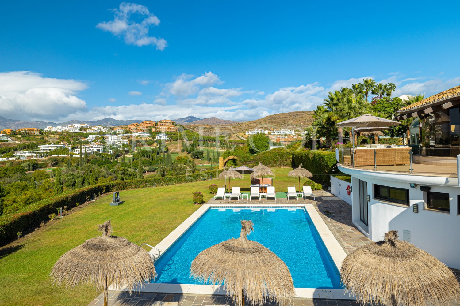 8 bed Villa For Sale in Benahavis, Malaga - thumb 3
