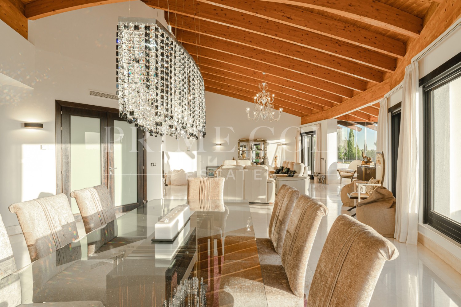 8 bed Villa For Sale in Benahavis, Malaga - thumb 10