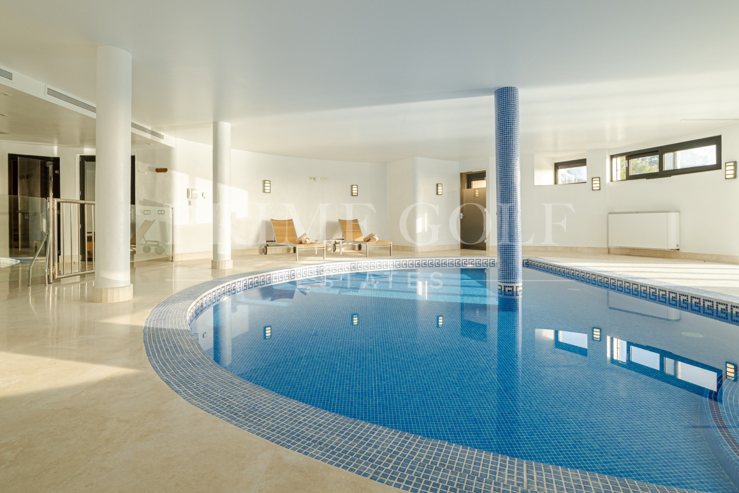8 bed Villa For Sale in Benahavis, Malaga - thumb 18