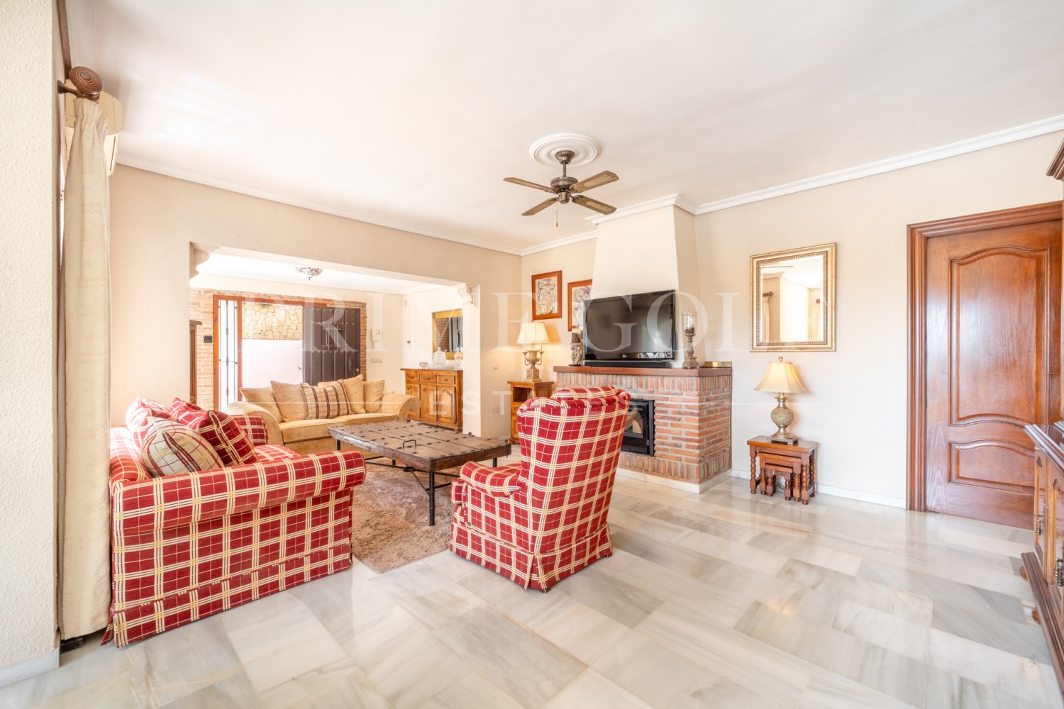 4 bed Villa For Sale in Marbella East, Malaga - thumb 8