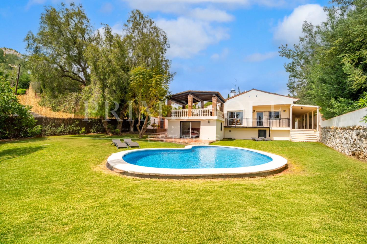 4 bed Villa For Sale in Marbella East, Malaga - thumb 10