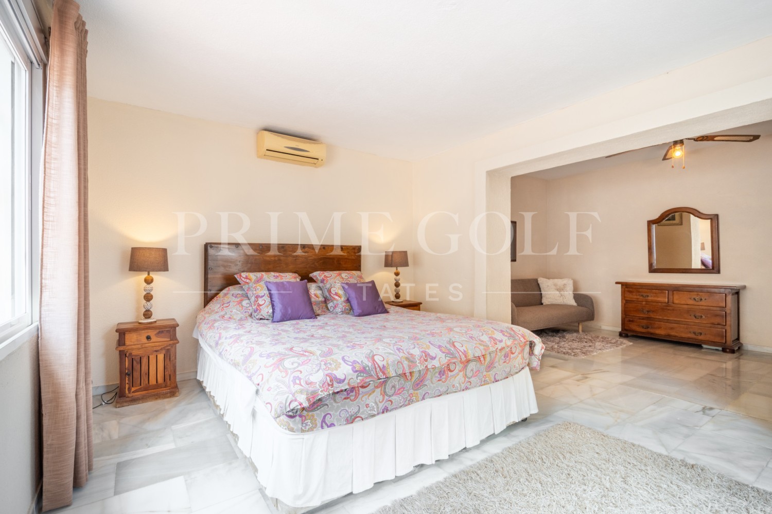 4 bed Villa For Sale in Marbella East, Malaga - thumb 28