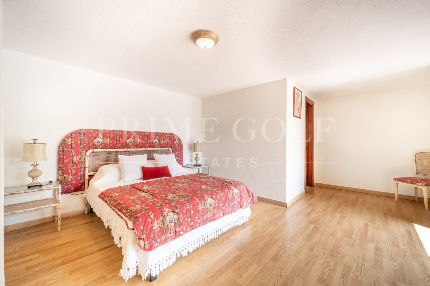 4 bed Villa For Sale in Marbella East, Malaga - thumb 38