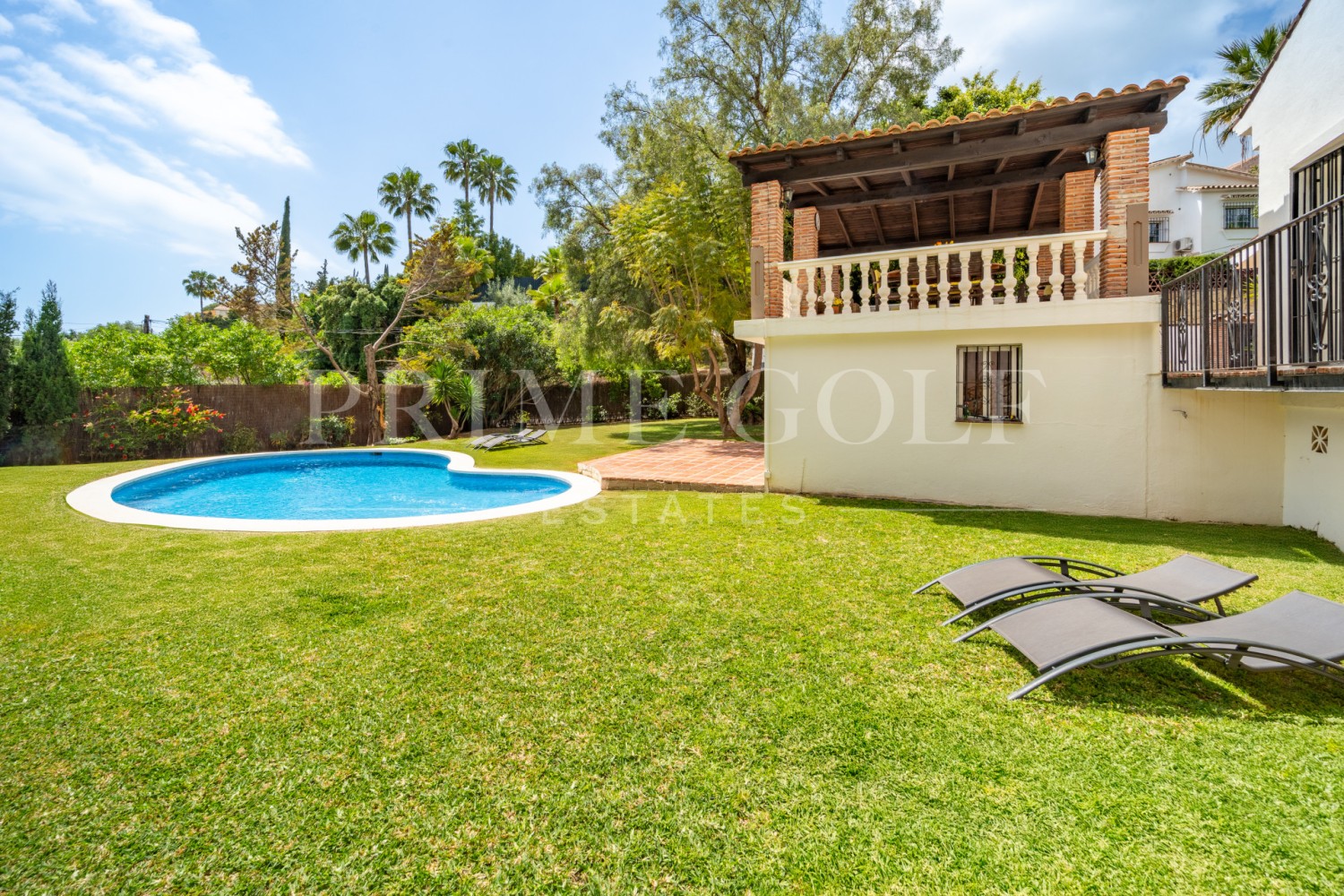 4 bed Villa For Sale in Marbella East, Malaga - thumb 40