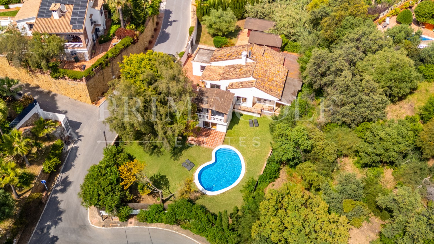 4 bed Villa For Sale in Marbella East, Malaga - thumb 45