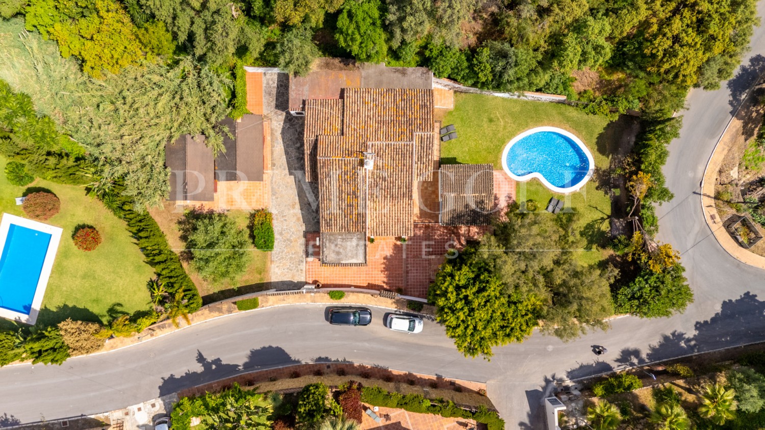 4 bed Villa For Sale in Marbella East, Malaga - thumb 47