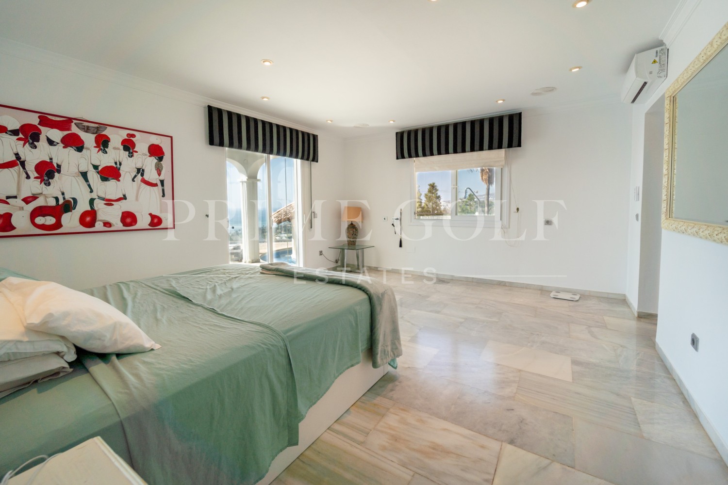 5 bed Villa For Sale in Mijas Costa, Malaga - thumb 32