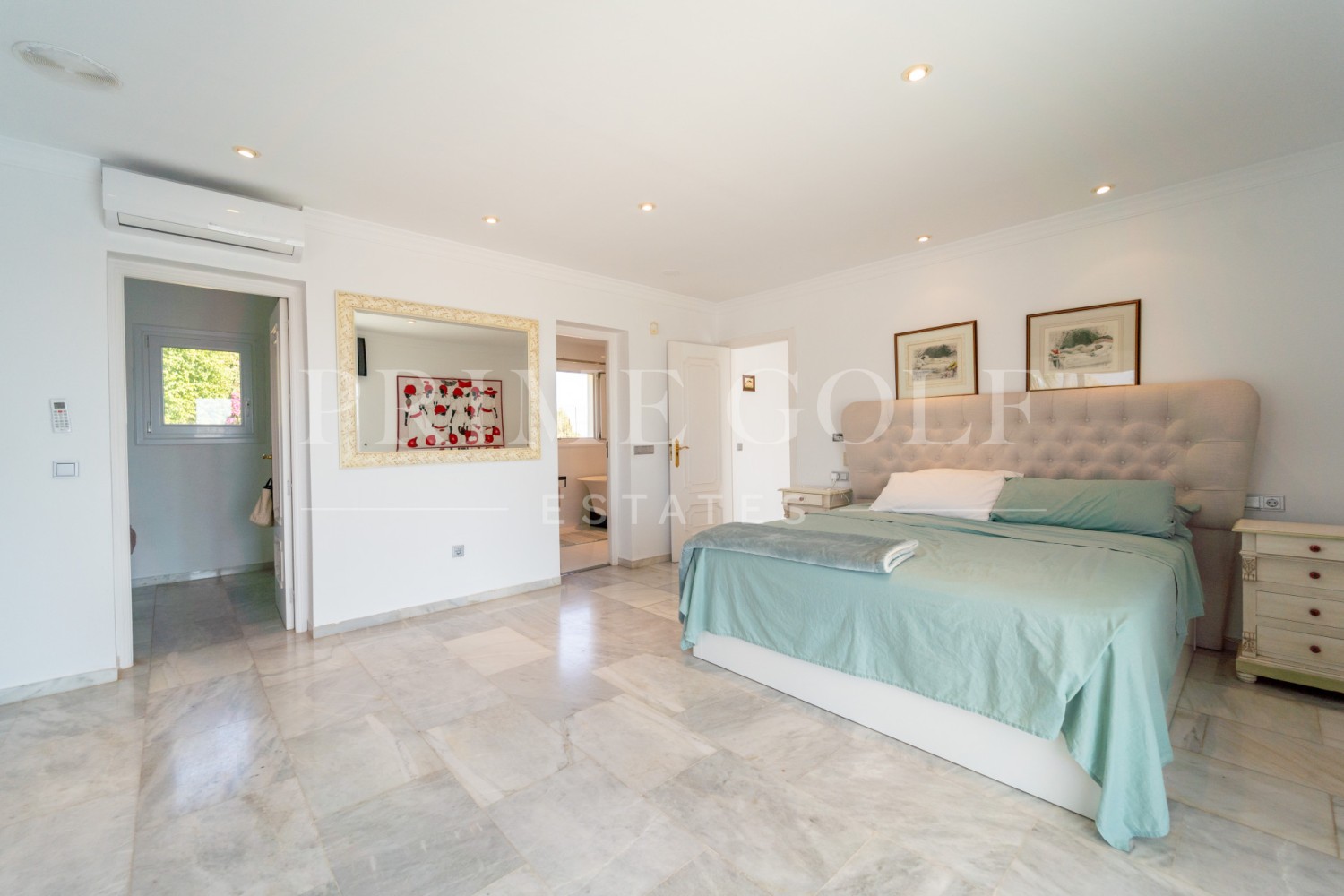 5 bed Villa For Sale in Mijas Costa, Malaga - thumb 34