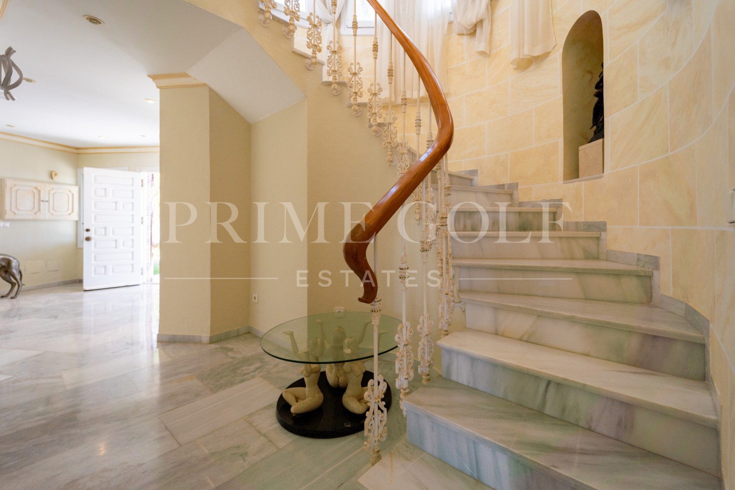 5 bed Villa For Sale in Mijas Costa, Malaga - thumb 40