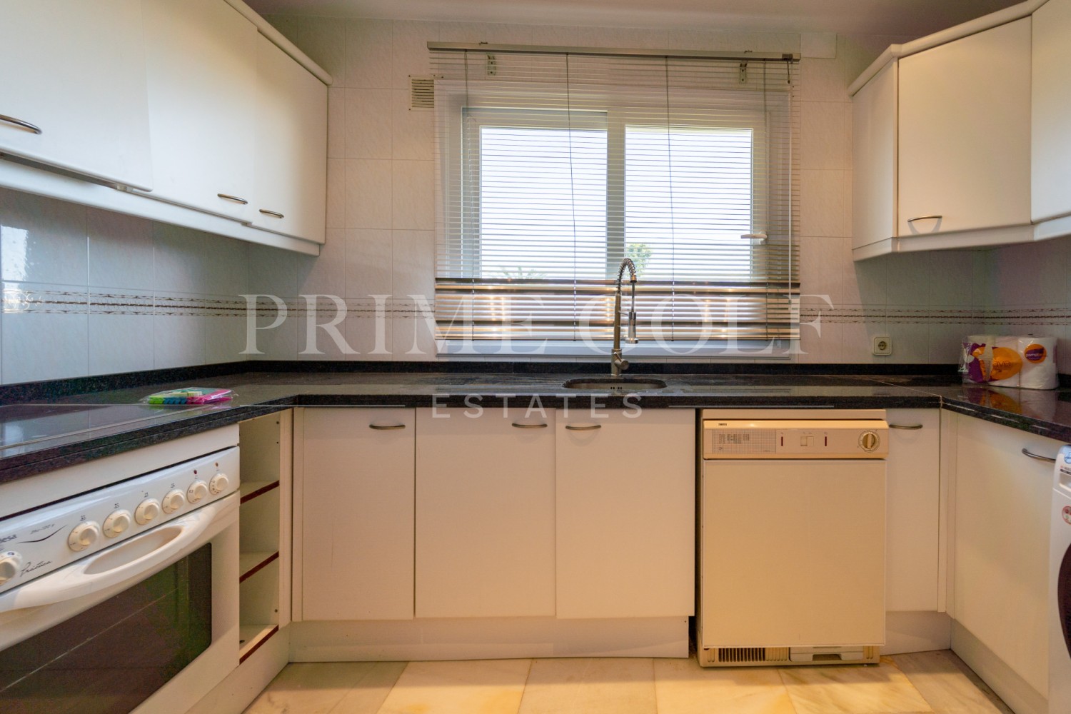 5 bed Villa For Sale in Mijas Costa, Malaga - thumb 47