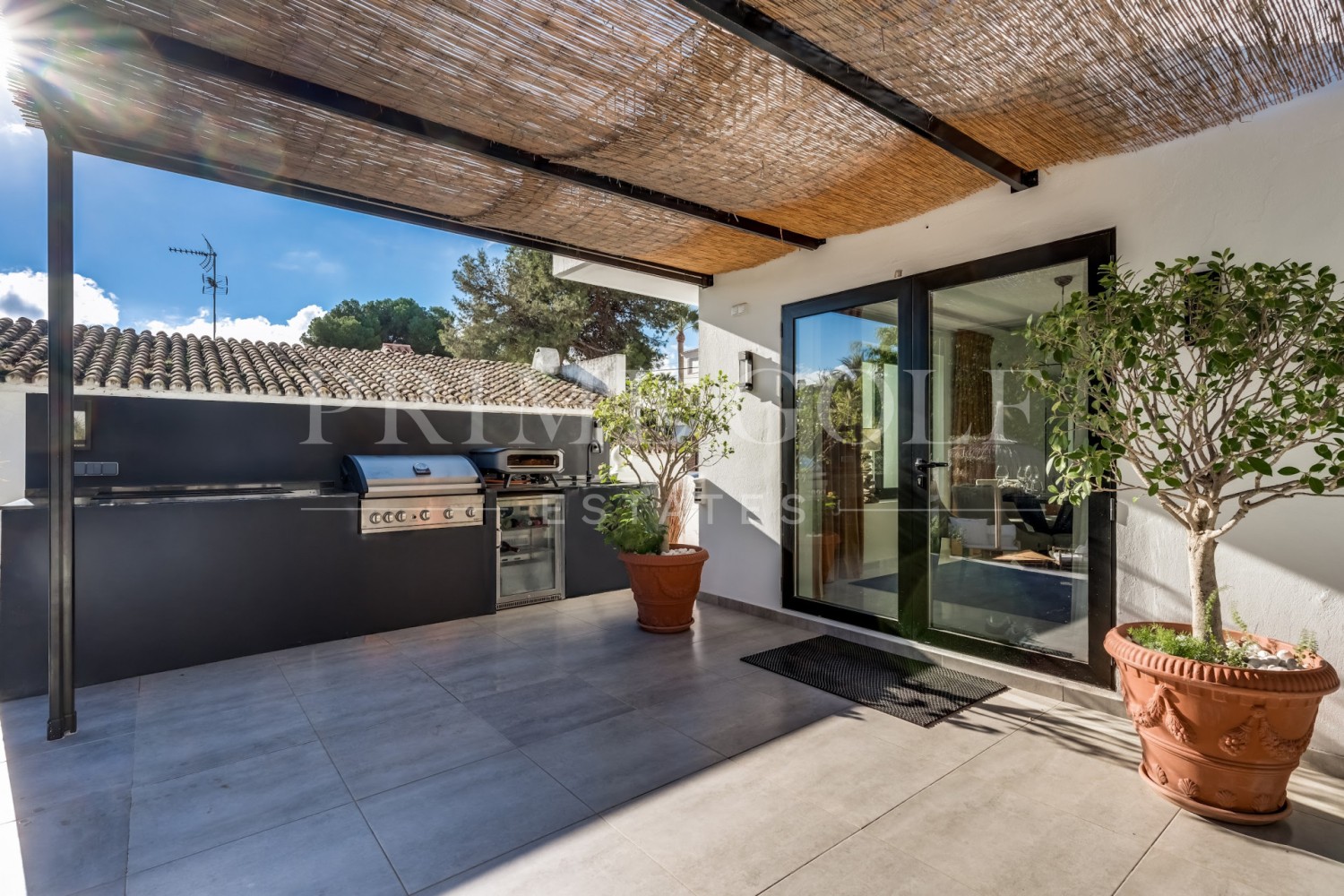 5 bed Villa For Sale in Nueva Andalucia, Malaga - thumb 14