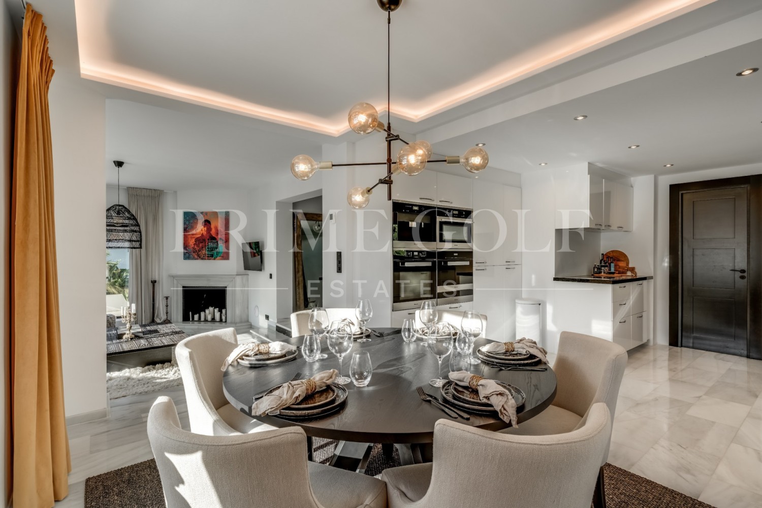 5 bed Villa For Sale in Nueva Andalucia, Malaga - thumb 15